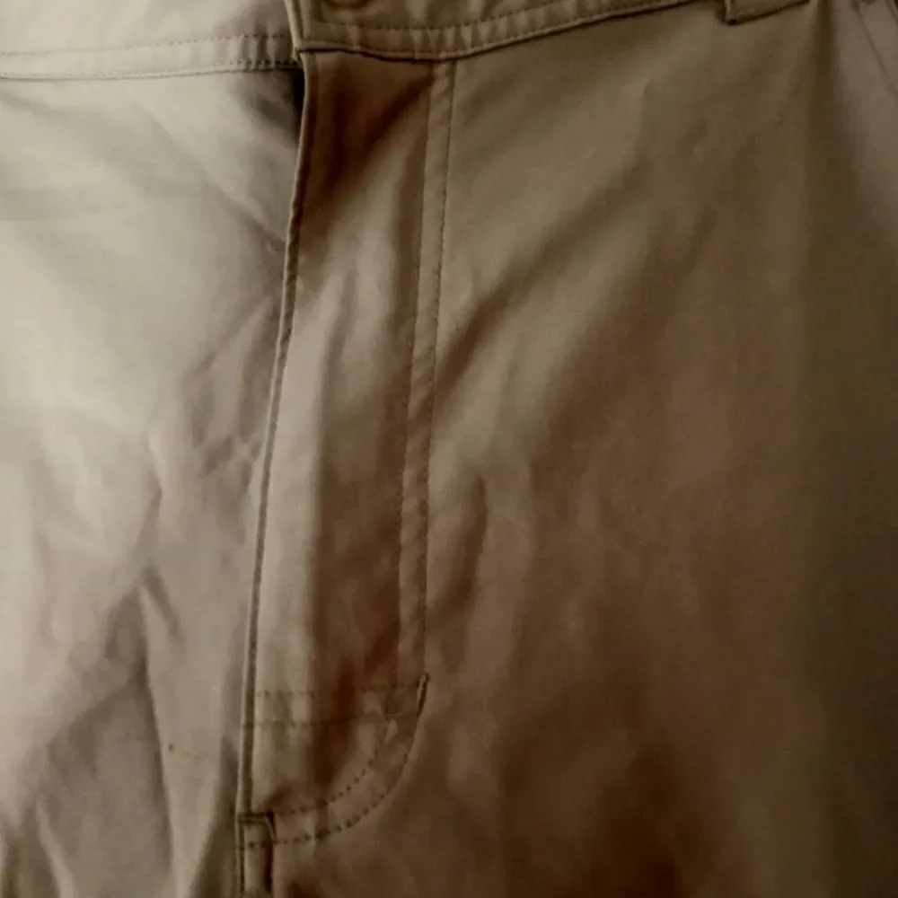 Champion Authentic M Tan Pockets Zipper Flat Front Men's Golf Shorts